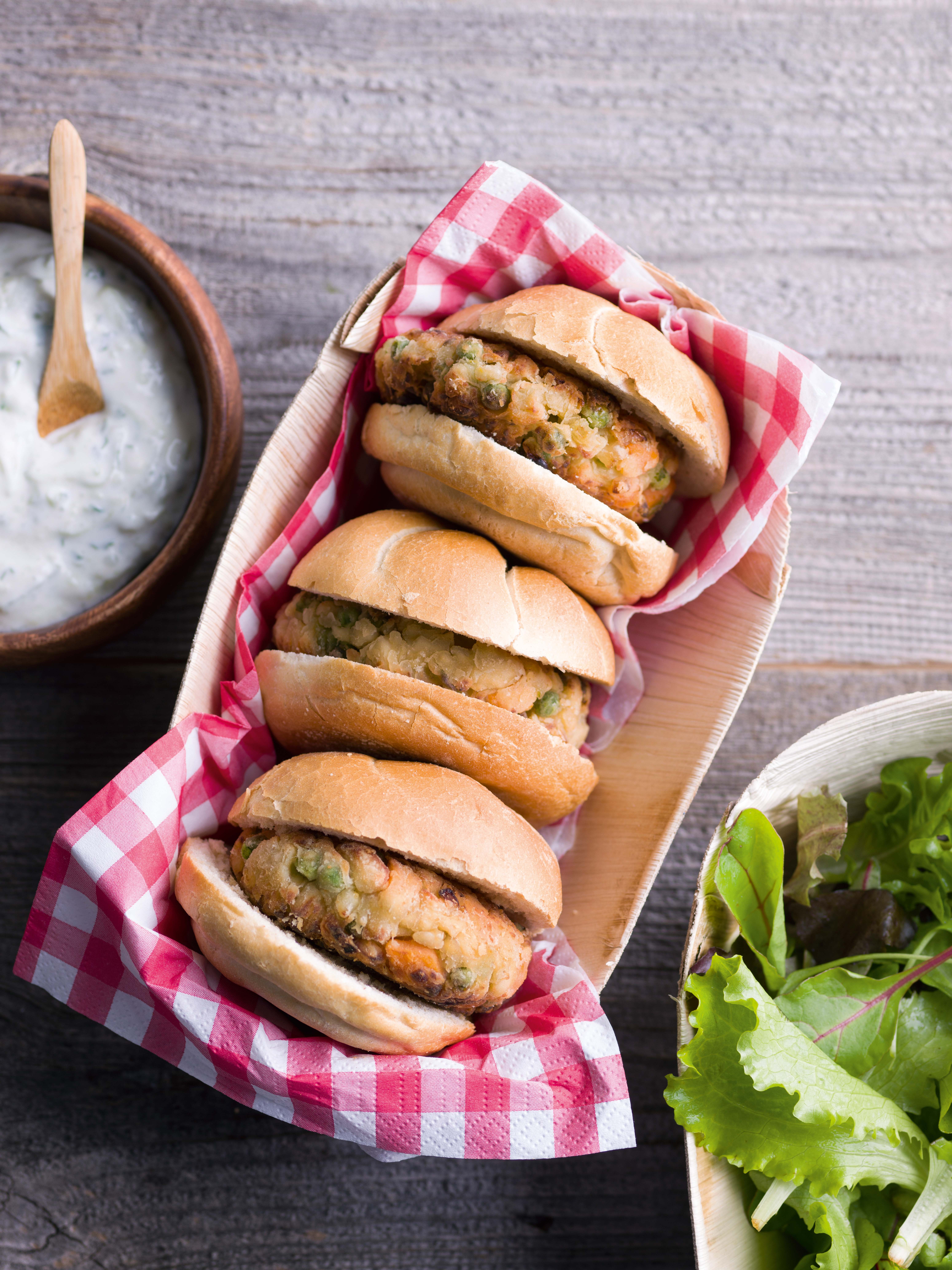 recette de burger végétarien au qorn et légumes grillés